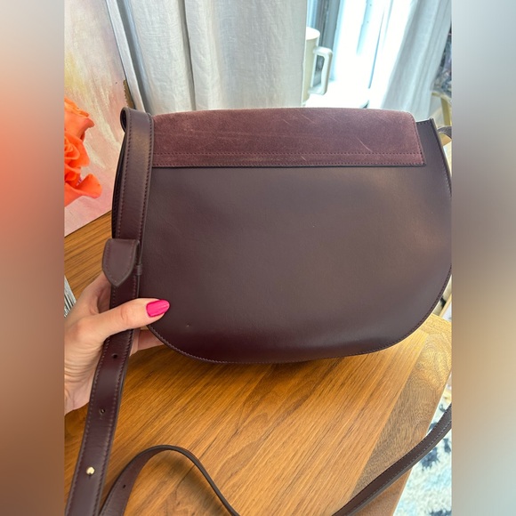 Cuyana Leather & Suede Saddle Crossbody in Burgundy, EXCELLENT CONDITION - Picture 5 of 12